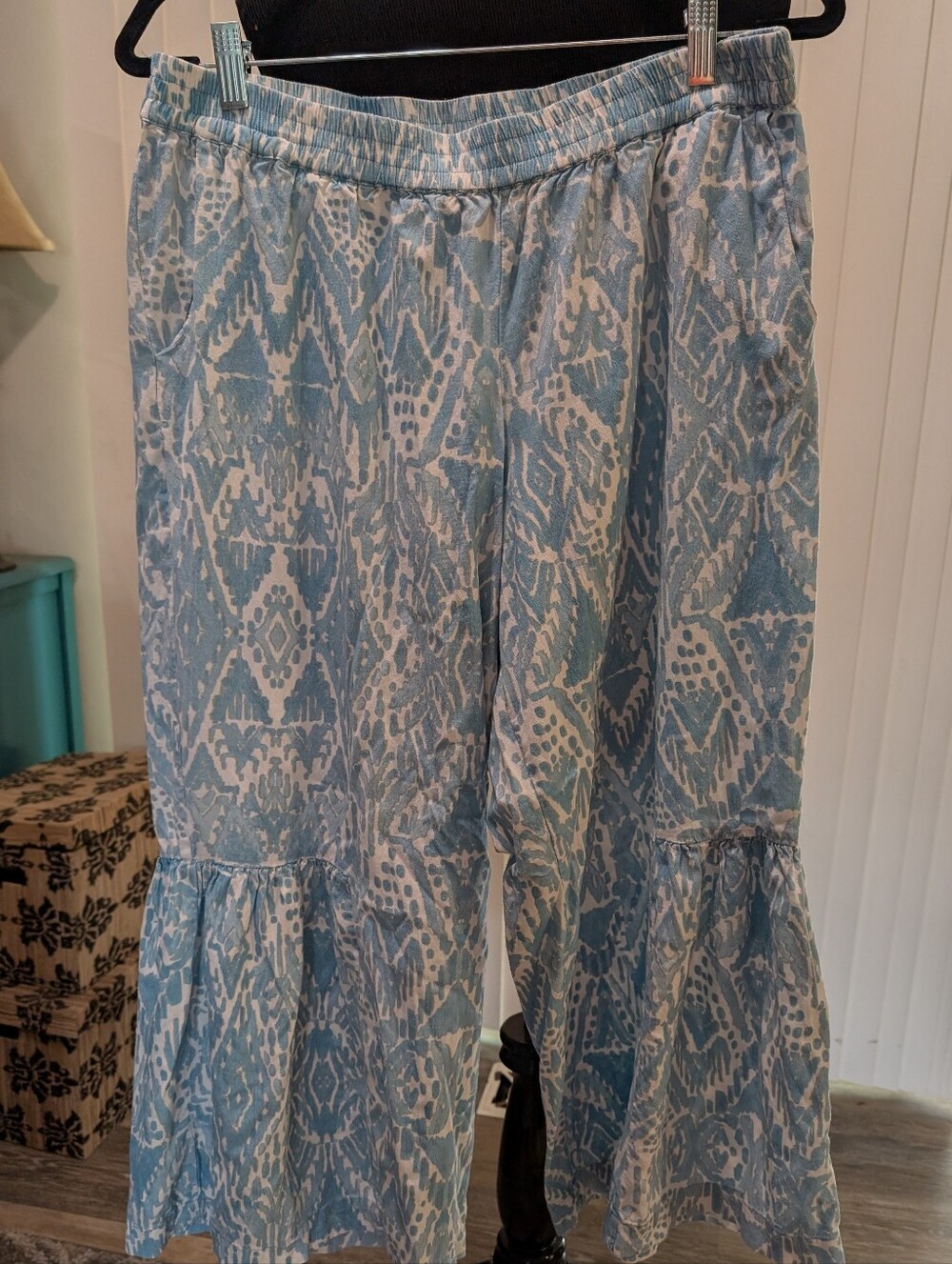 Tolani Collection Blue And White Palazzo Pant With Ruffle